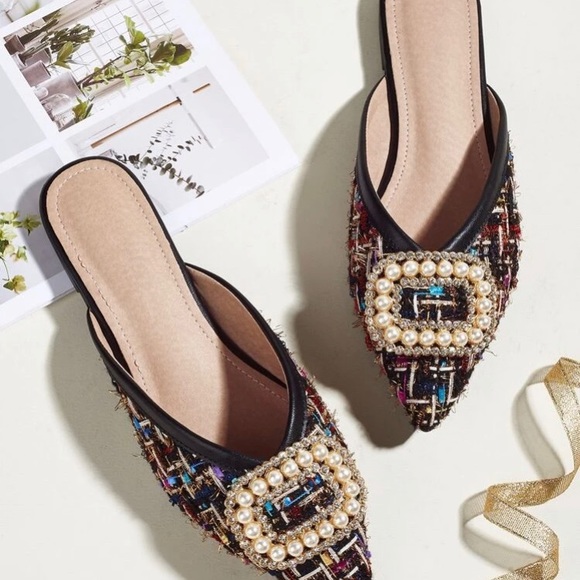 New brand Shoes - NWT Mules with Buckle detail